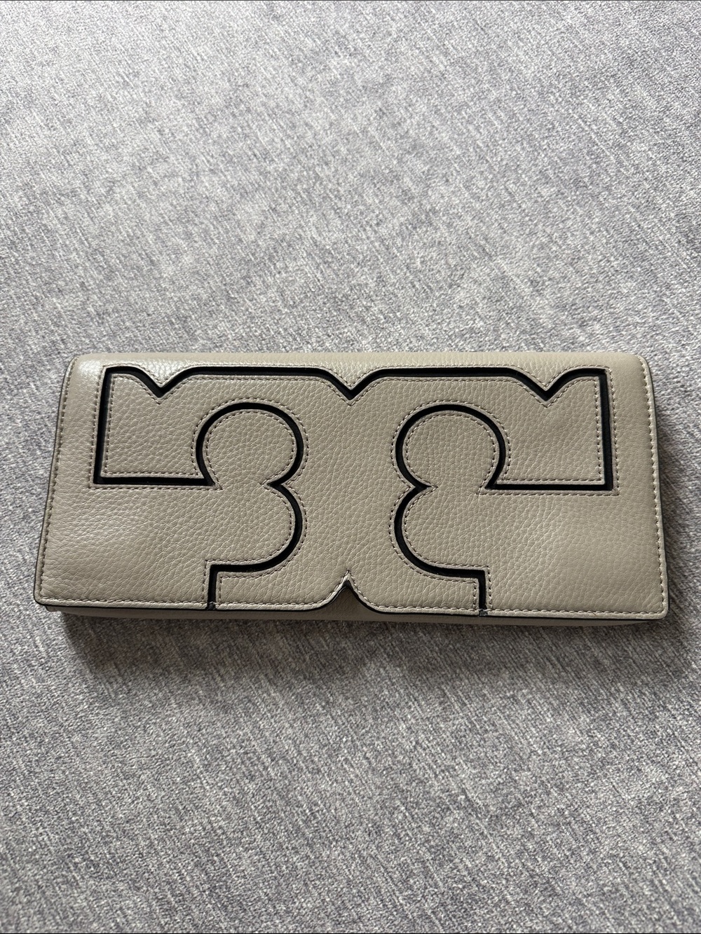 Tory Burch Light Gray Leather Logo Clutch